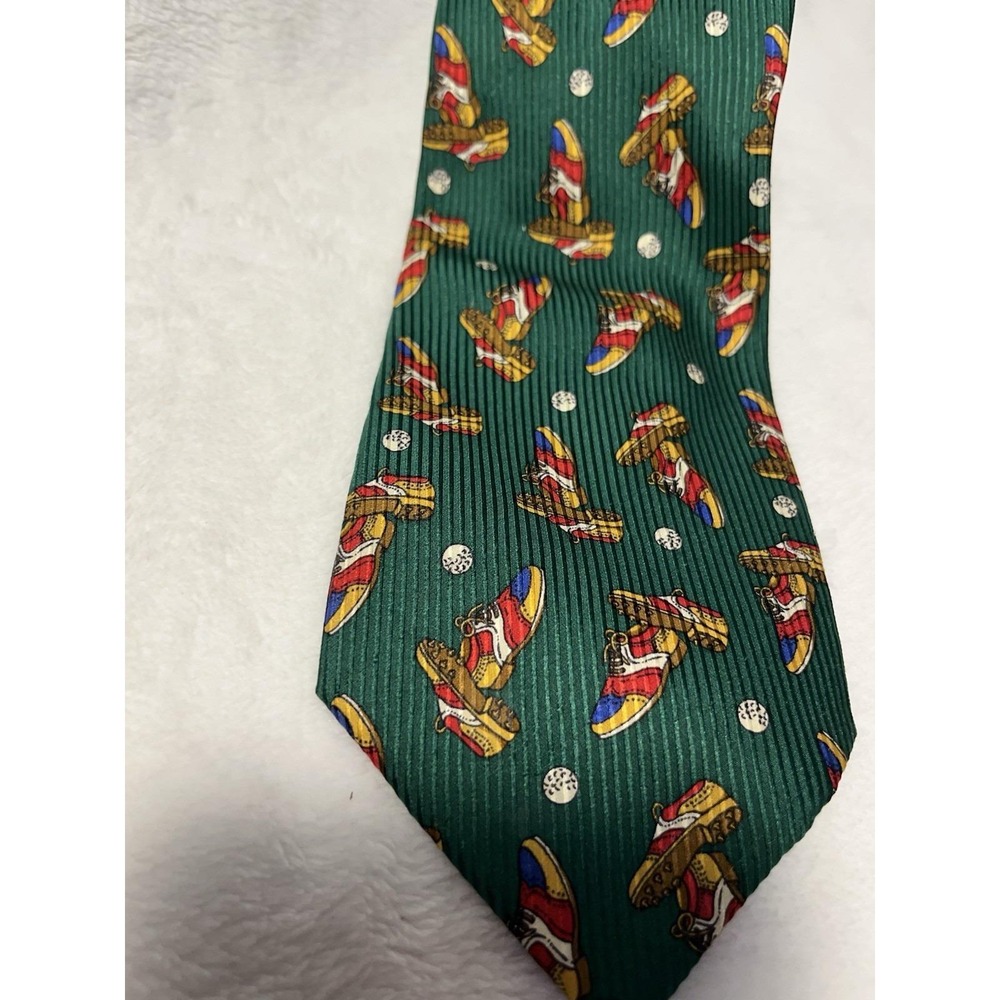 Fendi Cravatte Mens Green 100% Silk Golf Shoes Pattern Italian Designer Neck Tie - Picture 2 of 6